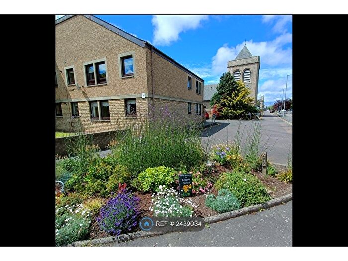 1 Bedroom Flat To Rent In Palmer Court, Grangemouth, FK3