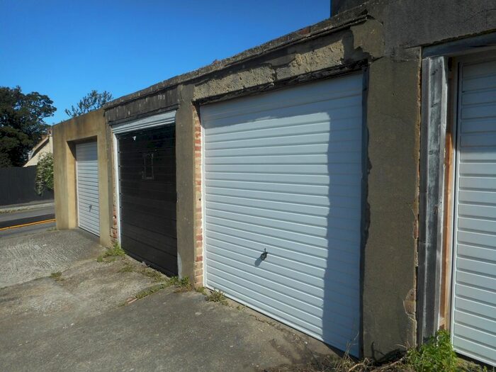 Garage / Parking To Rent In Imperial Road, Gillingham, ME7