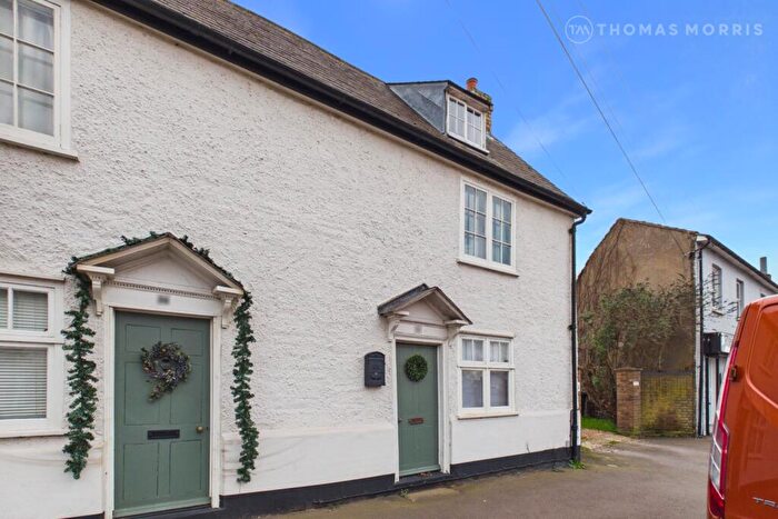 2 Bedroom End Of Terrace House For Sale In Sun Street, Biggleswade, Bedfordshire, SG18