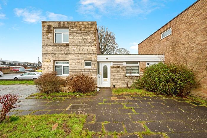 3 Bedroom End Terrace House For Sale In Guernsey Close, Southampton, SO16