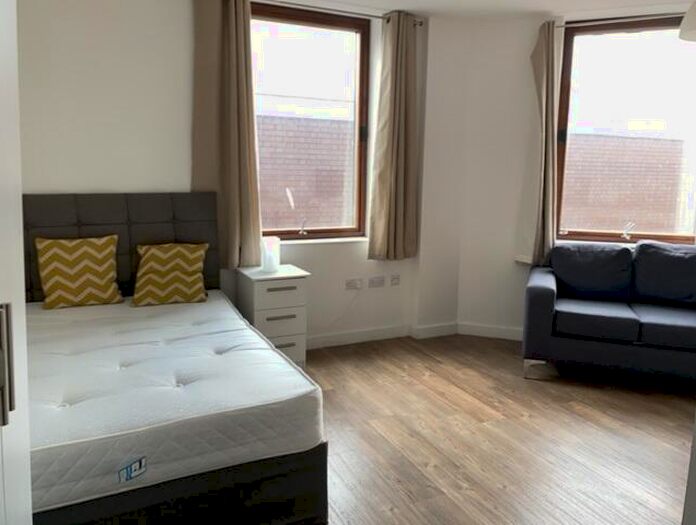 Studio To Rent In Moorfields Apartments, Moorfields, Liverpool, L2
