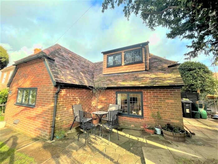 2 Bedroom Cottage To Rent In Ford Lane, East Hendred OX12