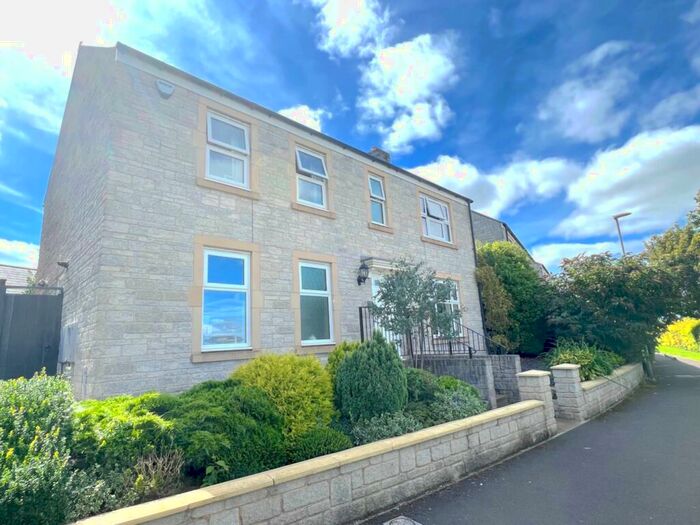 4 Bedroom Detached House To Rent In Paulton, Bristol, BS39