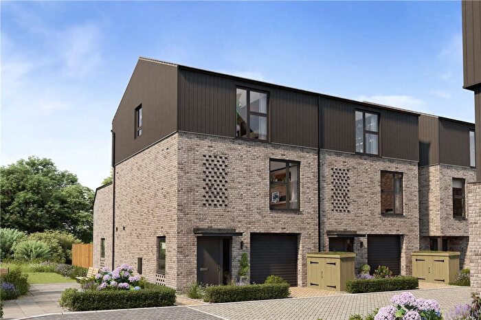 3 Bedroom Semi-Detached House For Sale In Histon Road, Cambridge, Cambridgeshire, CB4