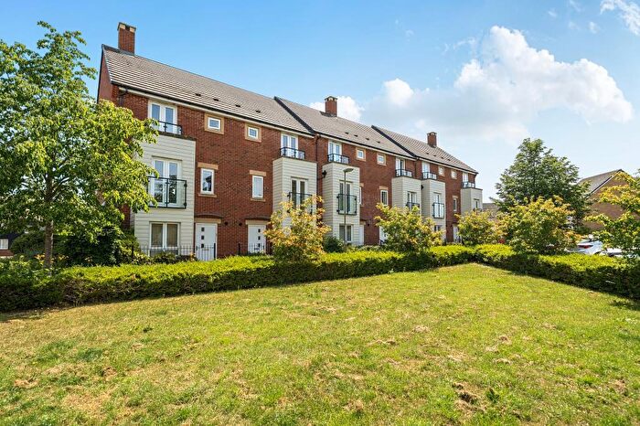 1 Bedroom Flat For Sale In Blackthorn Road, Didcot, OX11