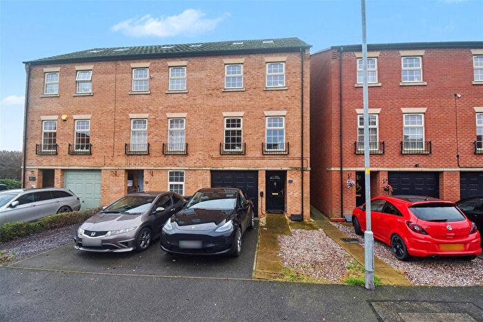 4 Bedroom End Terrace House For Sale In Thwaite Close, Great Oakley, Corby, NN18