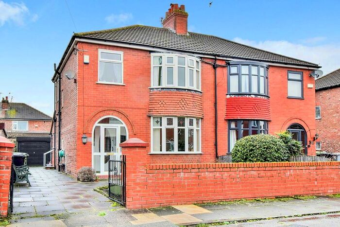 3 Bedroom Semi-Detached House To Rent In Melfort Avenue, Stretford, Manchester, Greater Manchester M32