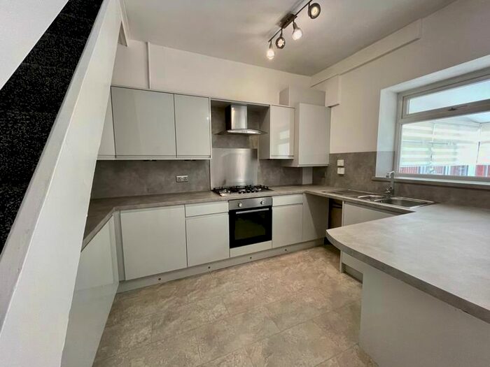 3 Bedroom Terraced House To Rent In Normanby Street, Morris Green, Bolton, Lancashire., BL3