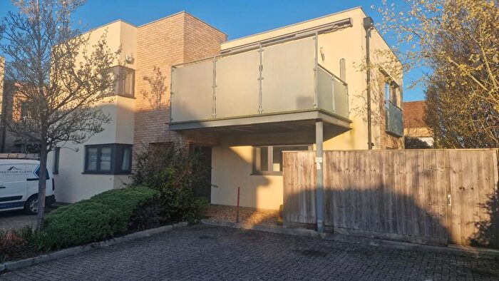 2 Bedroom Flat For Sale In Robins Court, Church Road, Wheatley, OX33