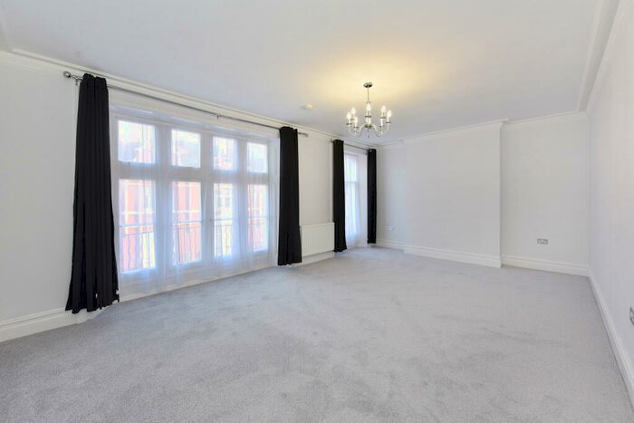 4 Bedroom Apartment To Rent In Hyde Park Mansions, Cabbell Street, NW1