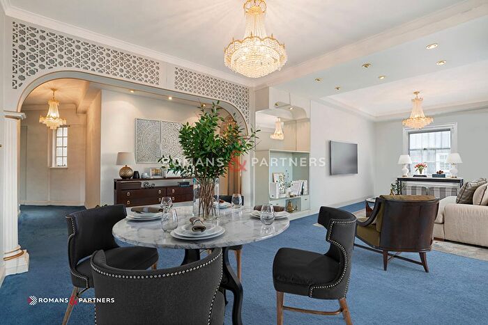 3 Bedroom Flat For Sale In Bryanston Court, Marylebone, W1H
