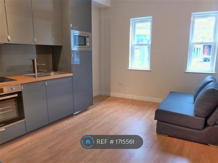 Studio To Rent In Greenwich South Street, London, SE10