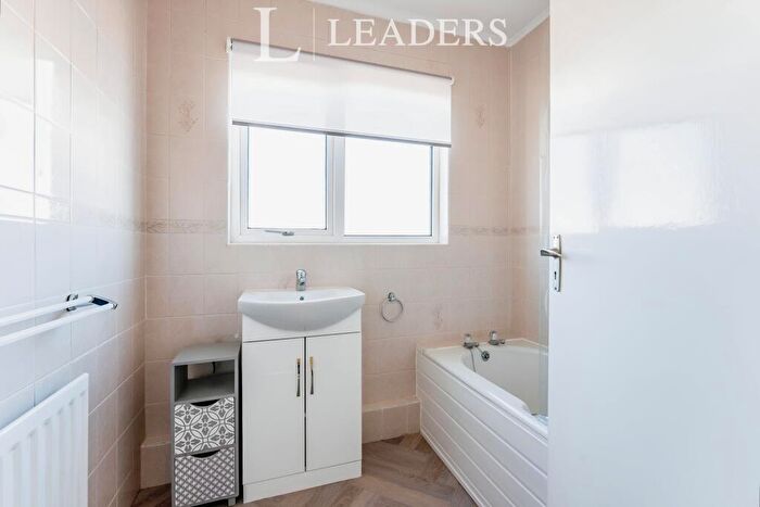 2 Bedroom Apartment To Rent In Cudlow Gardens, Rustington, BN16