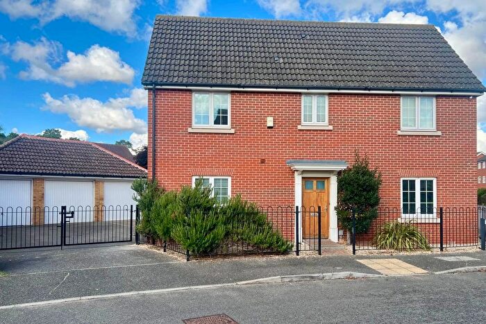 4 Bedroom Detached House For Sale In Tayberry Close, Red Lodge, Bury St. Edmunds, IP28