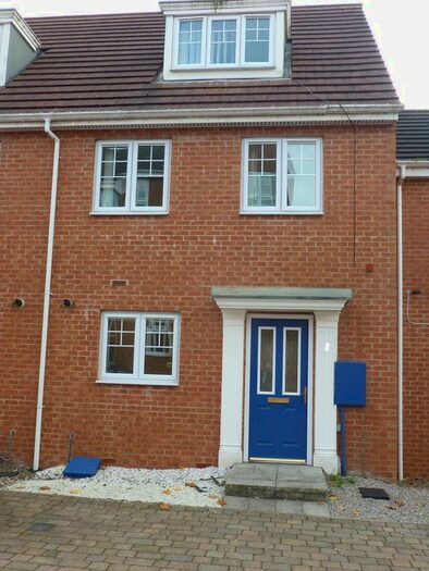 3 Bedroom Town House To Rent In Dowding Lane, Central Grange, Newcastle Upon Tyne, NE3