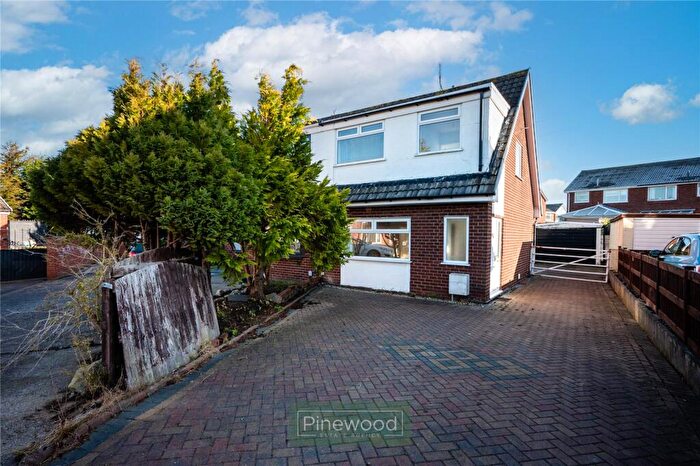 3 Bedroom Semi-Detached House For Sale In College View, Connah's Quay, CH5