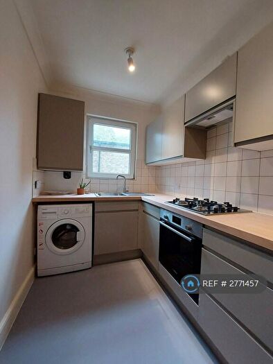 1 Bedroom Flat To Rent In Catford, London, SE6
