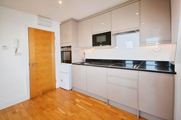 Studio To Rent In Chesham Road, Amersham, HP6