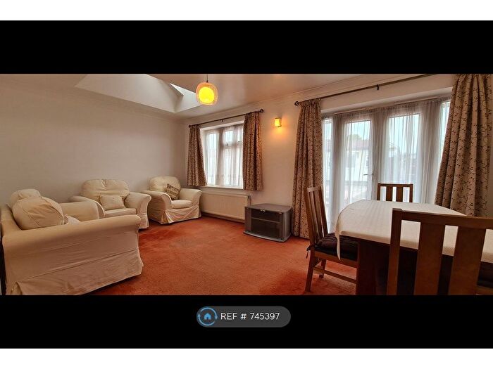 3 Bedroom Bungalow To Rent In Marnham Crescent, Greenford, UB6