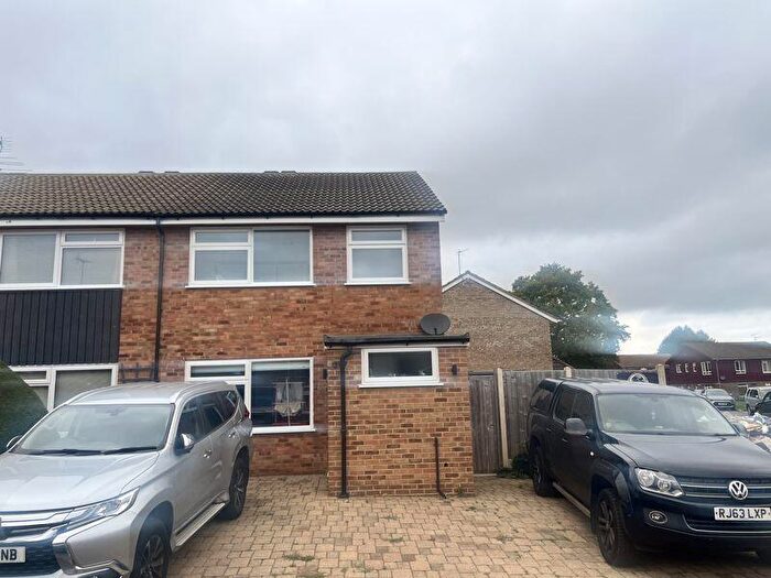 3 Bedroom Semi Detached House For Sale In Wardes Close, Prestwood - Immaculate, HP16