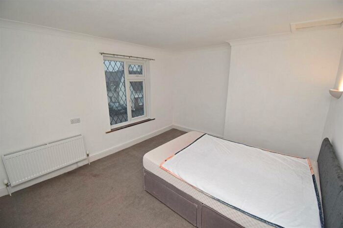 2 Bedroom End Of Terrace House To Rent In Main Road, Danbury, CM3