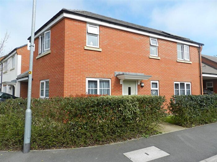 2 Bedroom House To Rent In Middlemore, NN11