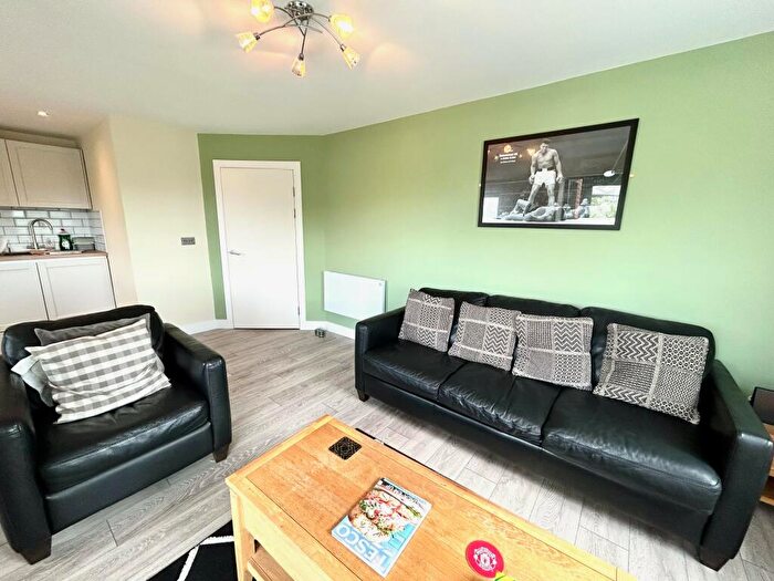 2 Bedroom Apartment To Rent In Galleon Way, Cardiff Bay, CF10