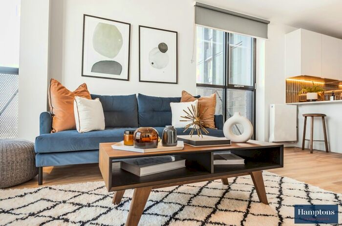 2 Bedroom Flat To Rent In George Street, Croydon, CR0