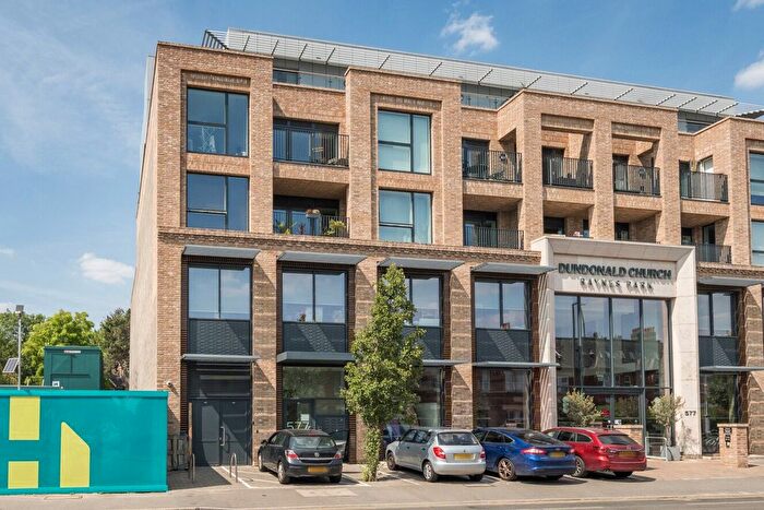 2 Bedroom Flat For Sale In Kingston Road London, Raynes Park, London, SW20