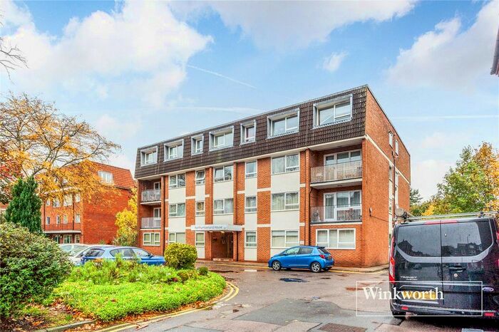 2 Bedroom Flat To Rent In Northumberland House, Ballards Lane, Finchley, London, N3