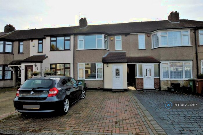 3 Bedroom Terraced House To Rent In Tyrrell Avenue, Welling, DA16