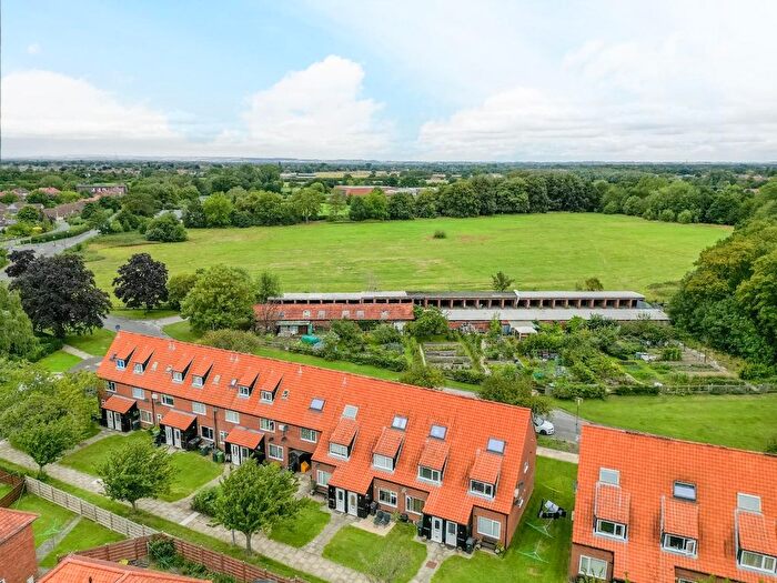 1 Bedroom Flat For Sale In Willow Bank, New Earswick, York, YO32
