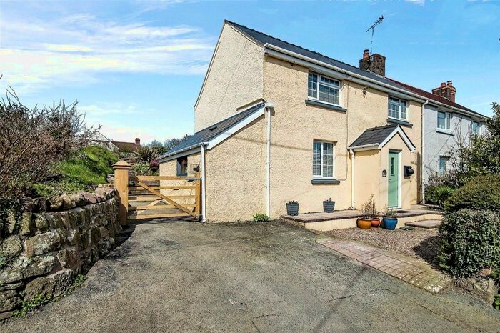 3 Bedroom Semi-Detached House For Sale In Llawhaden, Narberth, SA67