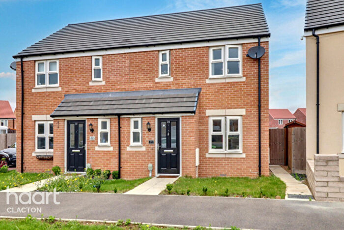 3 Bedroom Semi-Detached House For Sale In Auger Road, Clacton-on-sea, CO16