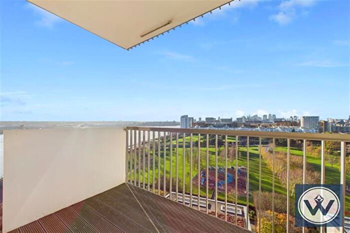 1 Bedroom Apartment To Rent In Waterside Heights, Booth Road, E16