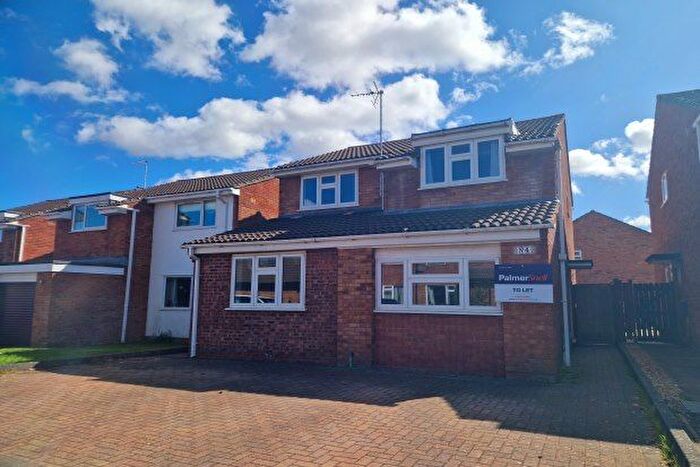 4 Bedroom Property To Rent In Bartlett Close, Taunton, TA1