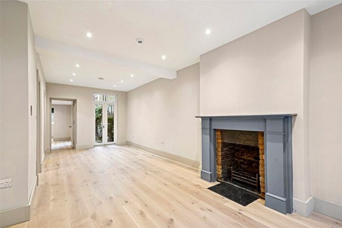 1 Bedroom Flat To Rent In Redburn Street, London, SW3