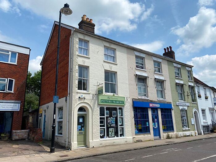 2 Bedroom Flat To Rent In The Hundred, Romsey, SO51