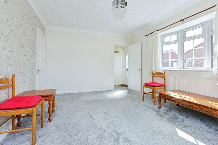 2 Bedroom Bungalow For Sale In Griffin Close, Thurmaston, Leicester, Leicestershire, LE4