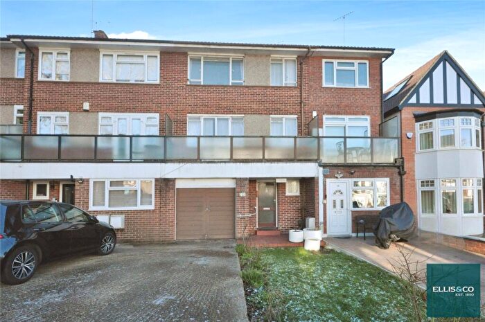 3 Bedroom Terraced House For Sale In Latymer Gardens, Wickliffe Avenue, Finchley, N3