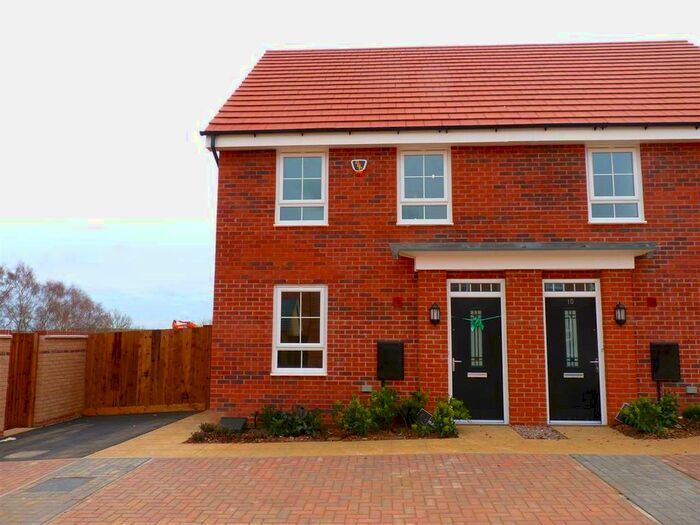 3 Bedroom End Of Terrace House To Rent In Mercury Road, Wellingborough, NN8