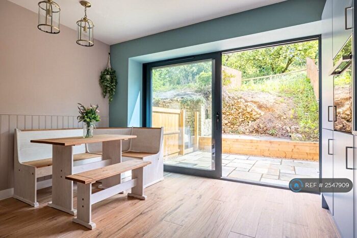 3 Bedroom Terraced House To Rent In Old House, Bruton, BA10