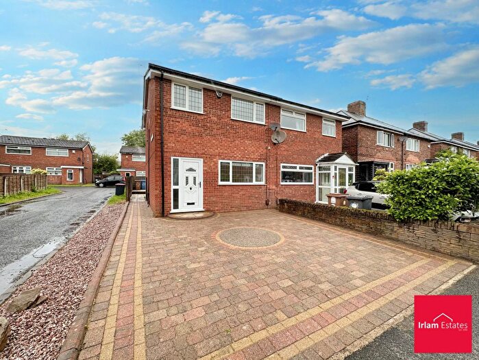 3 Bedroom Semi-Detached House To Rent In Fiddlers Lane, Irlam, Manchester, M44
