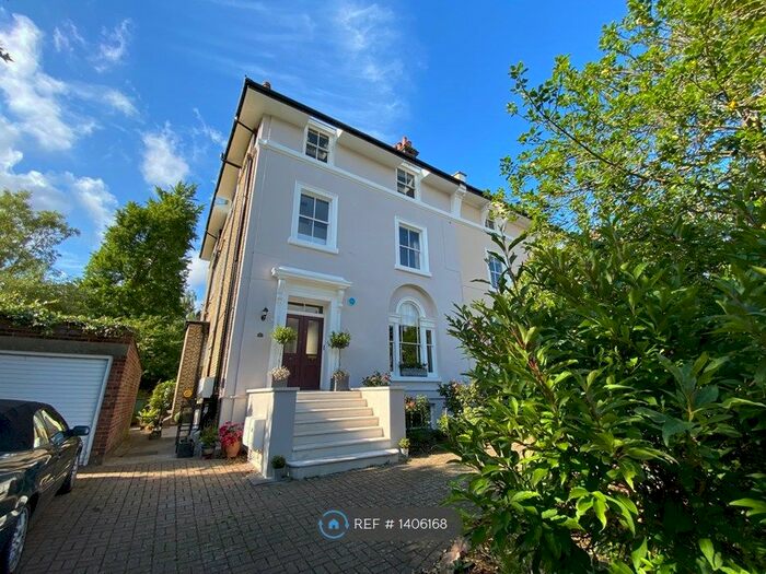 Studio To Rent In Church Terrace, London, SE13