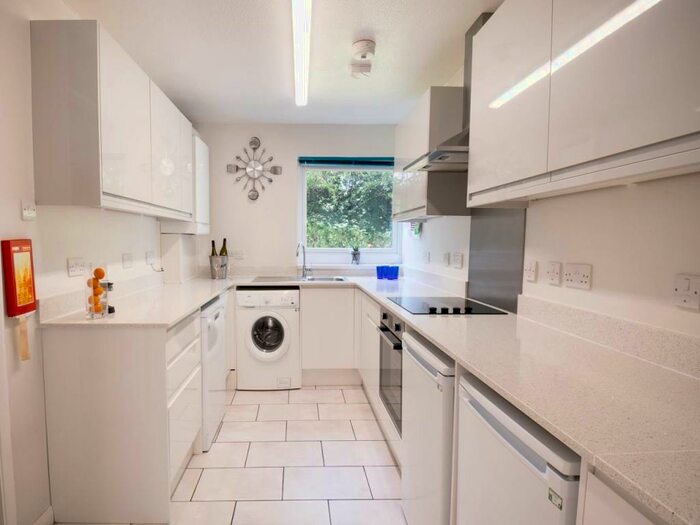 4 Bedroom House To Rent In Ulcombe Gardens, Canterbury, Kent, CT2