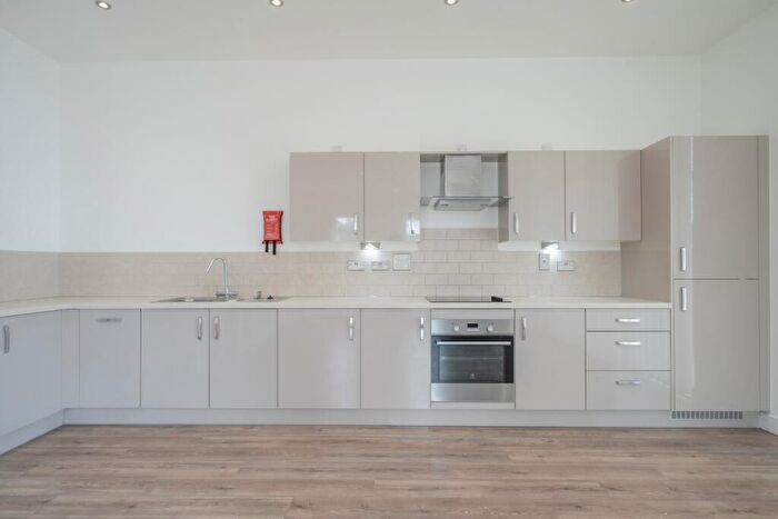 3 Bedroom Apartment To Rent In Creative Road London, SE8