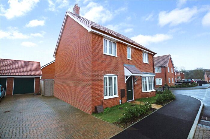4 Bedroom Detached House For Sale In Icarus Rise, Norwich, Norfolk, NR5