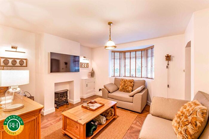 3 Bedroom Semi-Detached House For Sale In Crossland Gardens, Tickhill, Doncaster, DN11