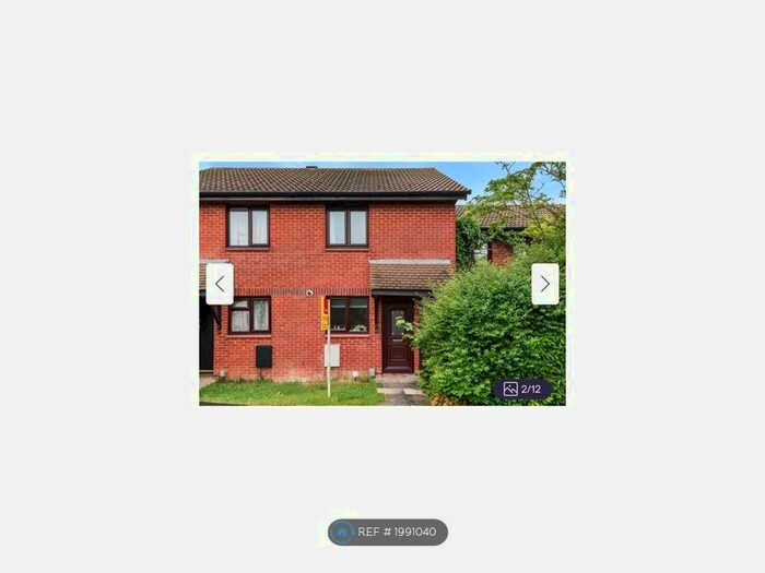 2 Bedroom Terraced House To Rent In Worcester Drive, Didcot, OX11