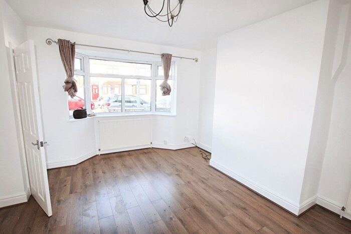 2 Bedroom End Of Terrace House To Rent In South Avenue, Warrington, WA2